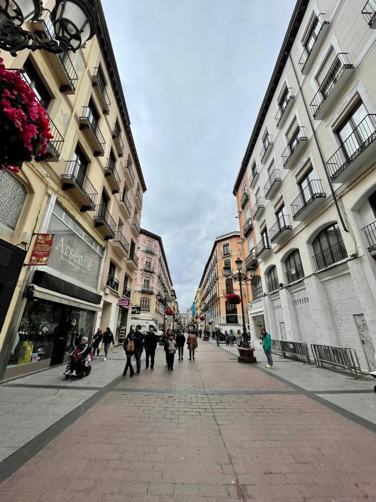 Alfonso I El Batallador Saragozza Esterno foto