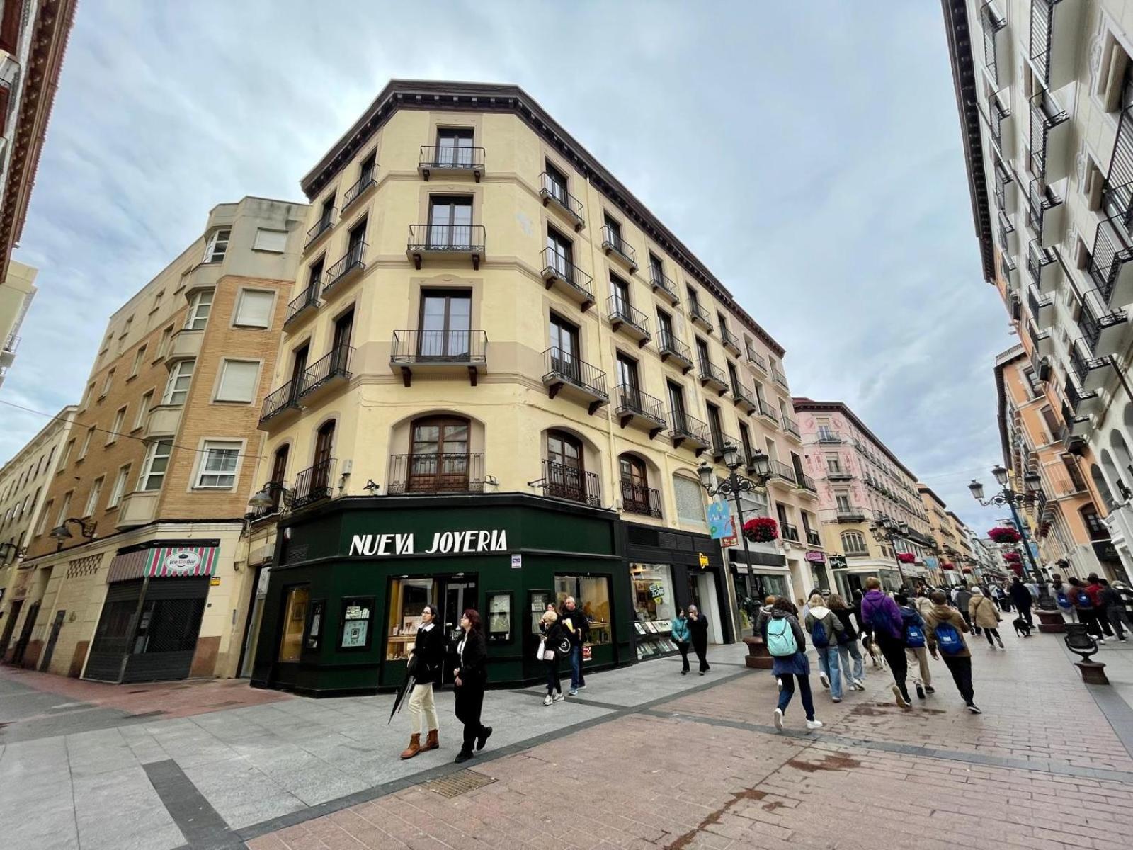 Alfonso I El Batallador Saragozza Esterno foto